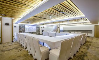 Maoshan Road Hot Spring Resort - Housity