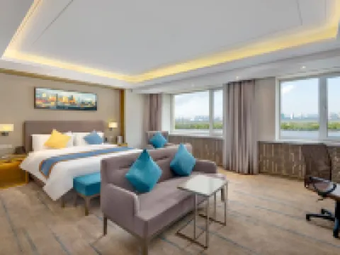 โรงแรมฮับส์บูร์ก ถนนเซ็นทรัล ฮาร์บิน (โบสถ์เซนต์โซเฟีย) โรงแรมในฮาร์บิน