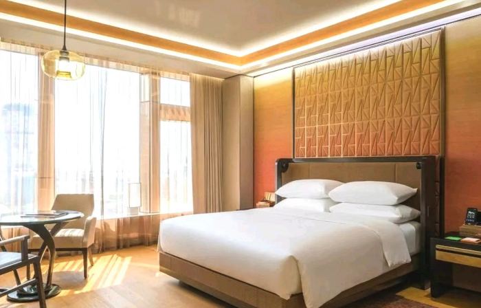 Luquan Midsummer Mingdu Hotel