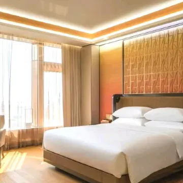 Luquan Midsummer Mingdu Hotel