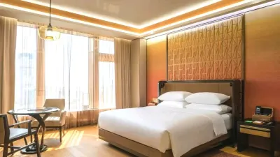 Luquan Midsummer Mingdu Hotel