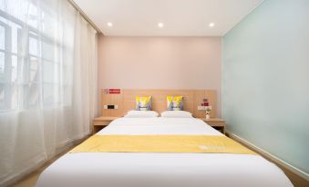 Shell Hotel (Haikou hospital Hainan University store)