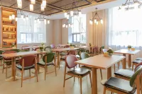 James Joyce Coffetel Hotels in Zhucheng