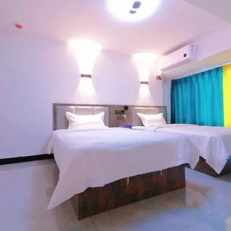 Qizige Homestay (Neijiangbei Railway Station Chuanhua Plaza)