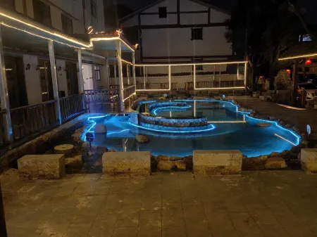 Changshun Shunzhuang No.2 Store Отели рядом с достопримечательностью «Guangshun Prefecture Office Cultural Park»