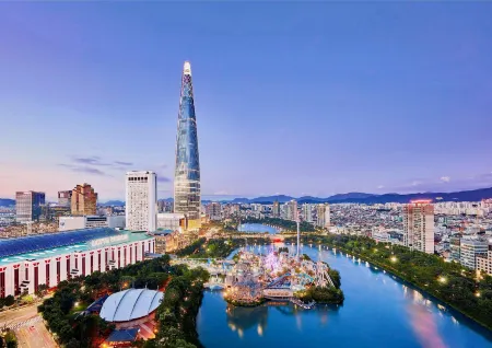 Lotte Hotel World Gangnam Отели рядом с достопримечательностью «Университет Конкук»