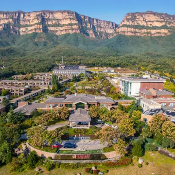 Hongqiqu Guest House