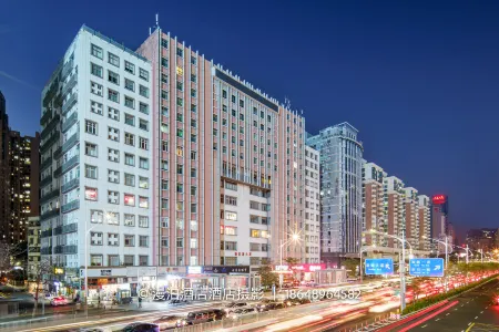 Green Carrier Hotel (Shenzhen Nanshan Coast Chengnan Oil Store)