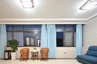 月畔民宿（青城山高鐵站店）