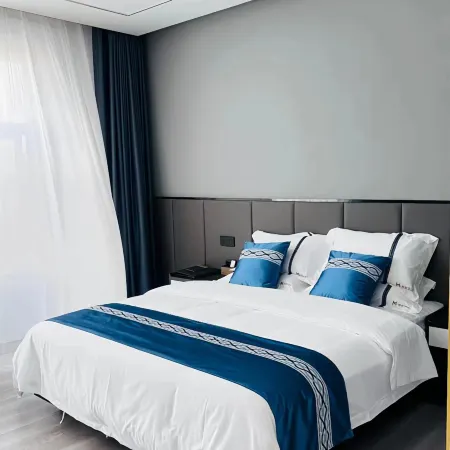 M2 Yazhi Hotel
