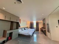 Moonlight Valley Hotel Отели рядом с достопримечательностью «Село Пхеньянь»