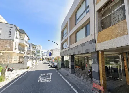 Second street Nest Hostel