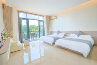 Best Wishes Beachfront Hotel（Adjoin Mazu Temple ） - balcony
