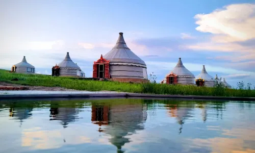 Hulunbuir Yiheula Mongolian Yurt Guesthouse