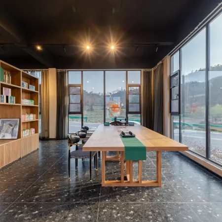 Shaojian·Yuxia Homestay (Lijiang Tangchi Hot Spring Resort)