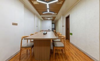 Yawen Business Hostel