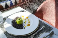 Alhambra Palace Hotel - breakfast