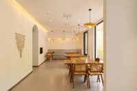 Chongdugou Scenic Area Wan Feng Ji Xu Homestay