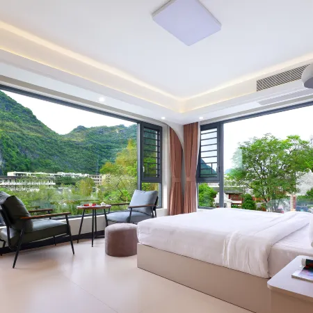Yingyue Riverside Boutique Homestay