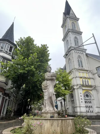 Zhulin Garden, Bailu Town Отели рядом с достопримечательностью «Gexian Mountain»