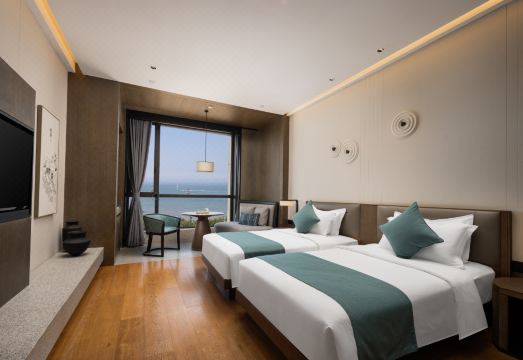 펑라이 바이나루이팅 호텔