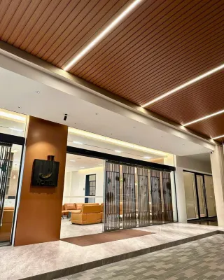 J Hotel Hotels near Gadong Night Market