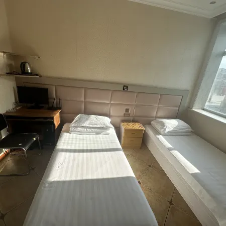 Zhonghai Quick Hotel