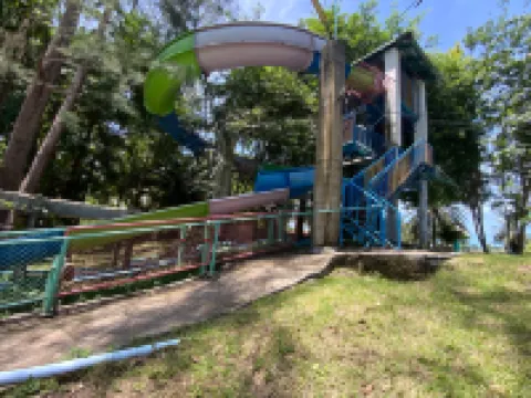 ระนองรีสอร์ท แอนด์ ลากูน่า โรงแรมในอำเภอ กะเปอร์