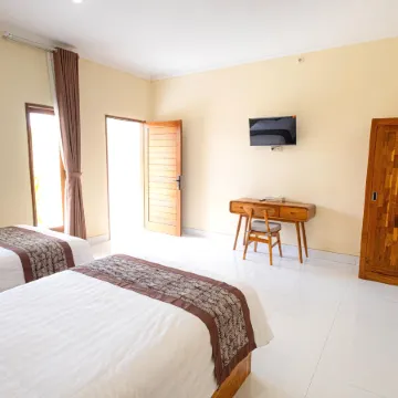 Sriwedari House Keramas Отели рядом с достопримечательностью «Пляж Леби»