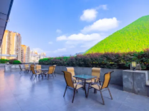 New World Hotel Hotels in Gulin