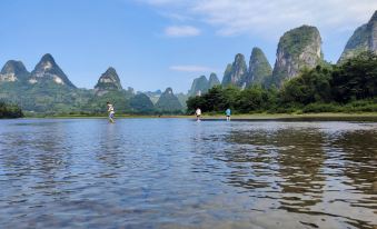 Yangshuo Xingping Li River Inn