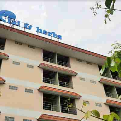 プライ & ハーブ スワンナプーム エアポート Hotel Exterior