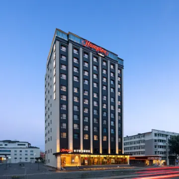 延吉中心希爾頓歡朋飯店 延大學府廣場附近的飯店