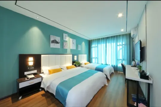 天隆時尚酒店（重慶江北國際機場店）