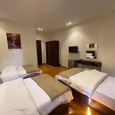 Tahrir Square Hotel