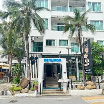 Benyada Lodge - Surin Beach Hotels near Surin Beach