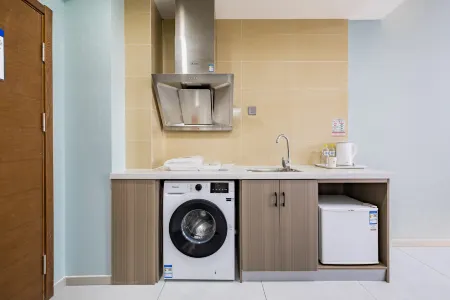 Tuyuan Boutique Holiday Apartment (Weihai Haishang Park Hanlefang East Street)