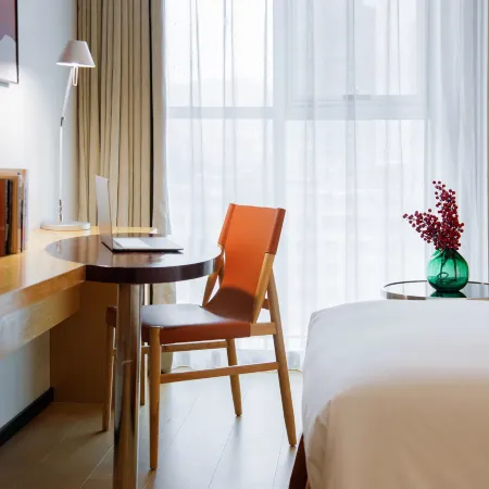 Mover Hotel（Dalian Economic and Technological Development Zone Jinma Road Store）