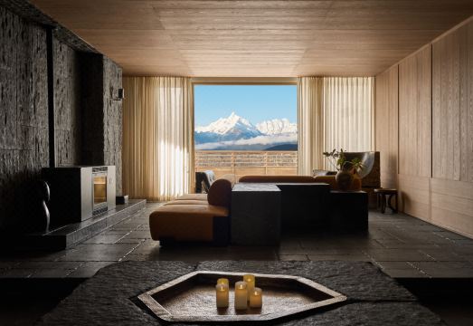 더친 메리 푸돔 전경