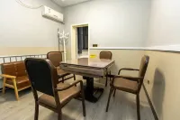 Xinxiang 77 Express Business Hotel
