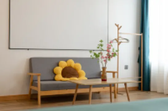 Floral Hotel·Zhujiajian Jiumo Hotel Hotels in Zhoushan