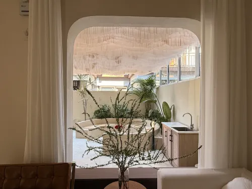 Mangshi Yueting Homestay