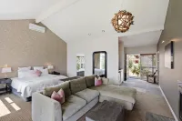 Woodhouse Mountain Lodge فنادق في واركورث