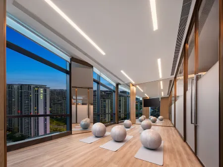 Grand New Century Hotel Zhangzhou Отели рядом с достопримечательностью «Minnan Normal University»