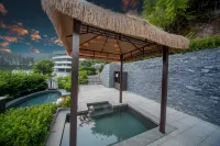 Phoenix Allin  Hot Spring Resort Hotel - piscina
