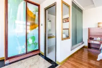 Lingshan Yincheng Business Hotel Hotel di Lingshan