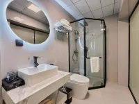 Lionhill Hotel - 2-Star
