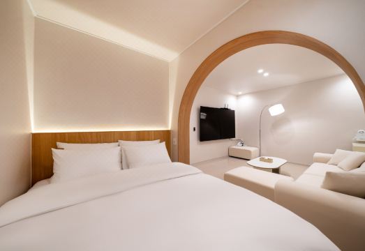 잠실 STAY 509의 깔끔한 객실 내부 이미지