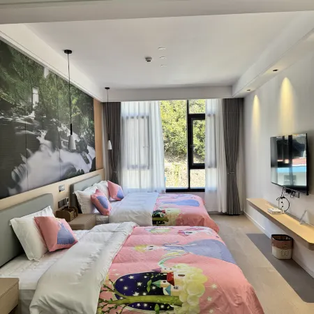 Shitai Juyuan Homestay (Guniujiang Scenic Area)