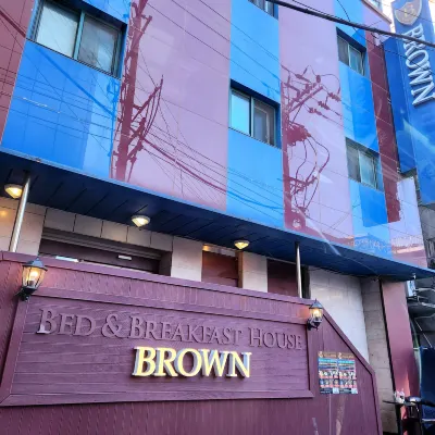 Brown Hotel Hotel berhampiran Dongmyo (Eastern Shrine)